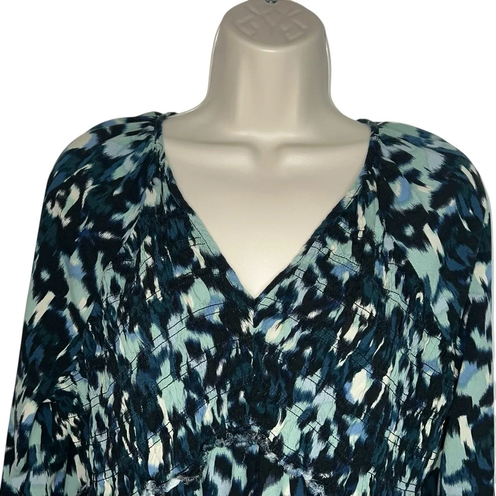 BeachLunchLounge Top‎ Boho Blue Floral Cotton Tiered Talia Tunic Large V Neck - Picture 3 of 9